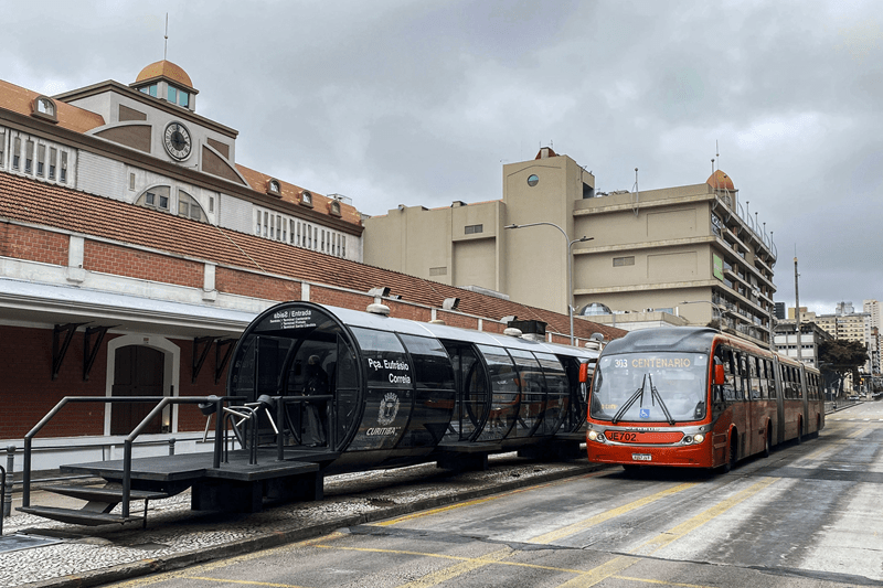 Domingo é dia de meia tarifa no transporte coletivo para a população passear e se divertir