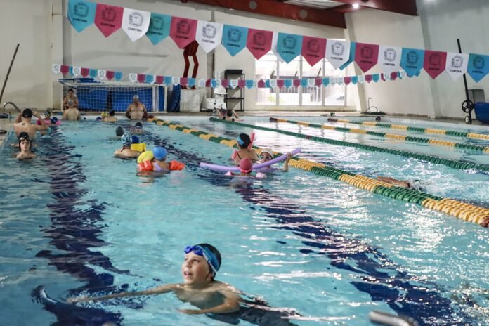 Inscrições abertas para se divertir nas piscinas aquecidas de Curitiba